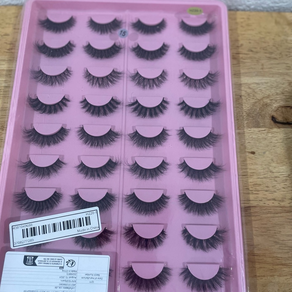 Black False Eyelashes Set